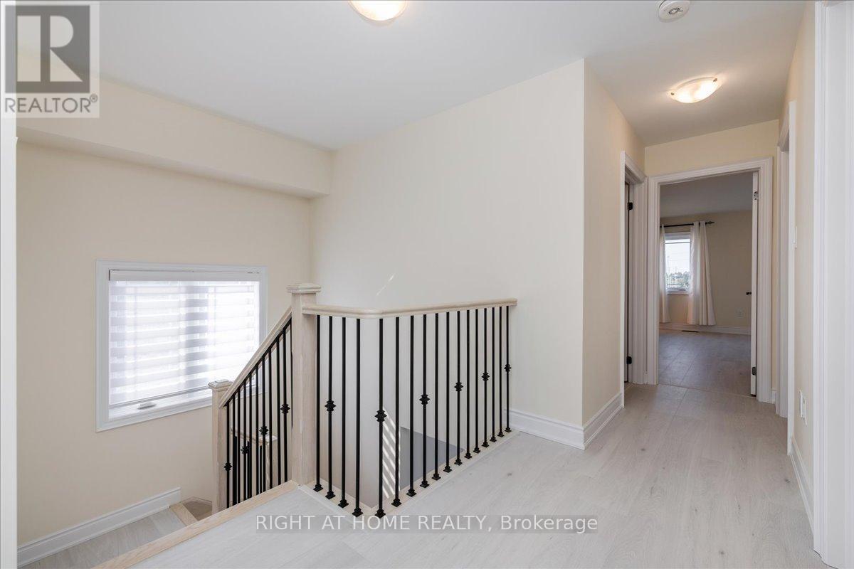 78 Lorne Thomas Place, New Tecumseth, Ontario  L9R 0V8 - Photo 14 - N12484149