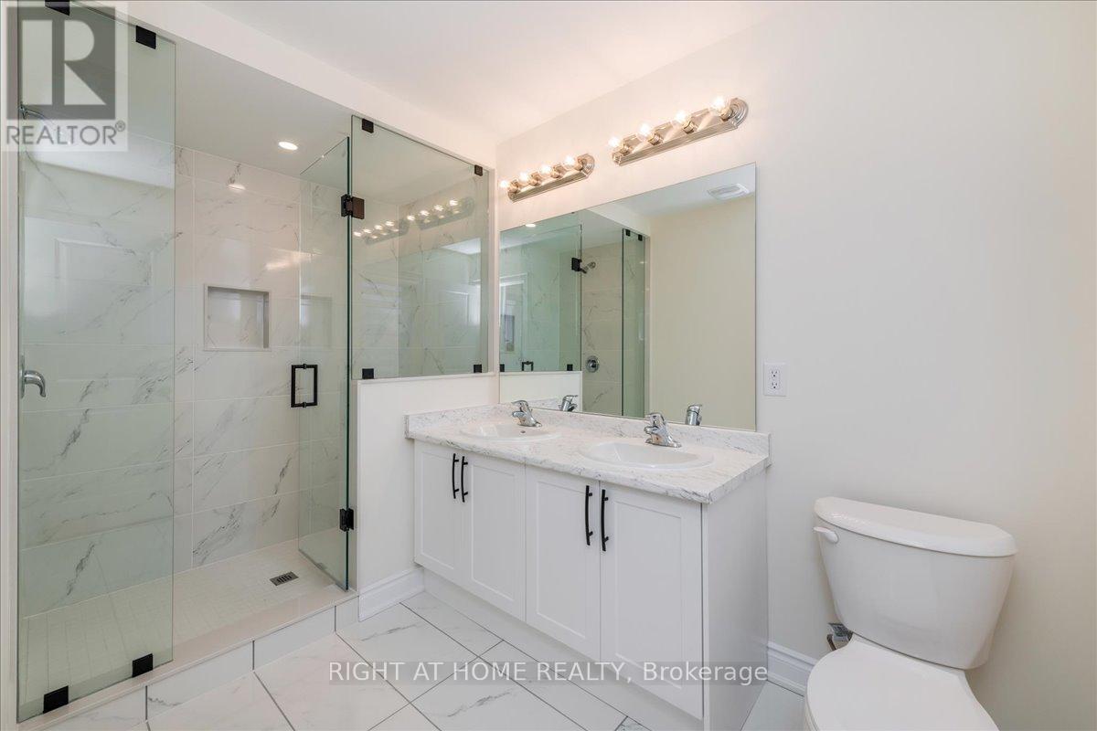 78 Lorne Thomas Place, New Tecumseth, Ontario  L9R 0V8 - Photo 17 - N12484149