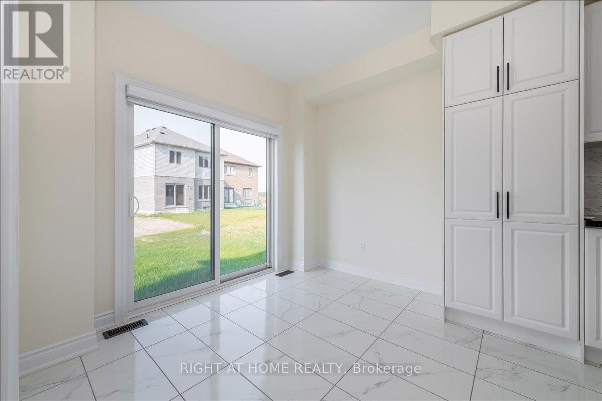 78 Lorne Thomas Place, New Tecumseth, Ontario  L9R 0V8 - Photo 9 - N12484149