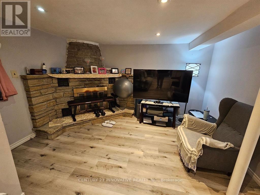 Bsmt - 13163 Bathurst Street, Richmond Hill, Ontario  L4E 2Z3 - Photo 14 - N12484161