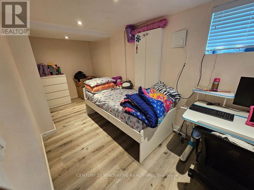 Bsmt - 13163 Bathurst Street, Richmond Hill, Ontario  L4E 2Z3 - Photo 4 - N12484161