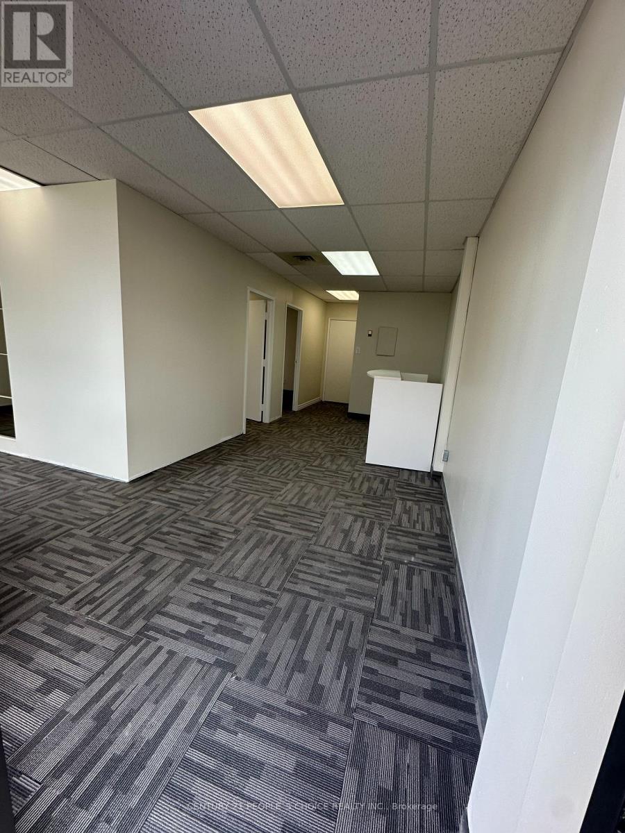 108 - 6 Director Court E, Vaughan, Ontario  L4L 3Z5 - Photo 2 - N12484162