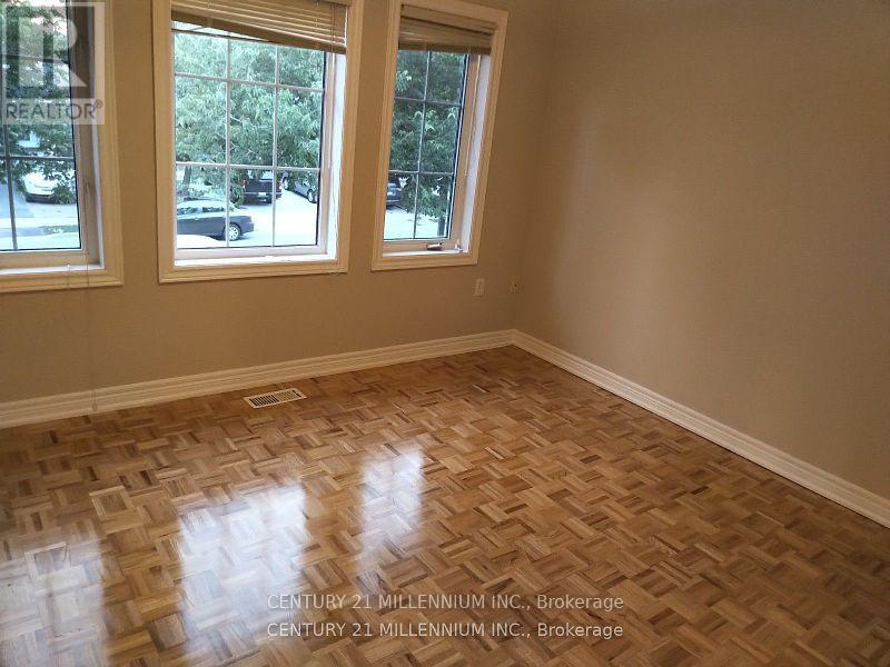 79 Castillian Drive, Vaughan, Ontario  L4H 1S9 - Photo 13 - N12484183