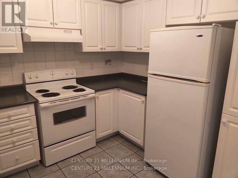 79 Castillian Drive, Vaughan, Ontario  L4H 1S9 - Photo 7 - N12484183