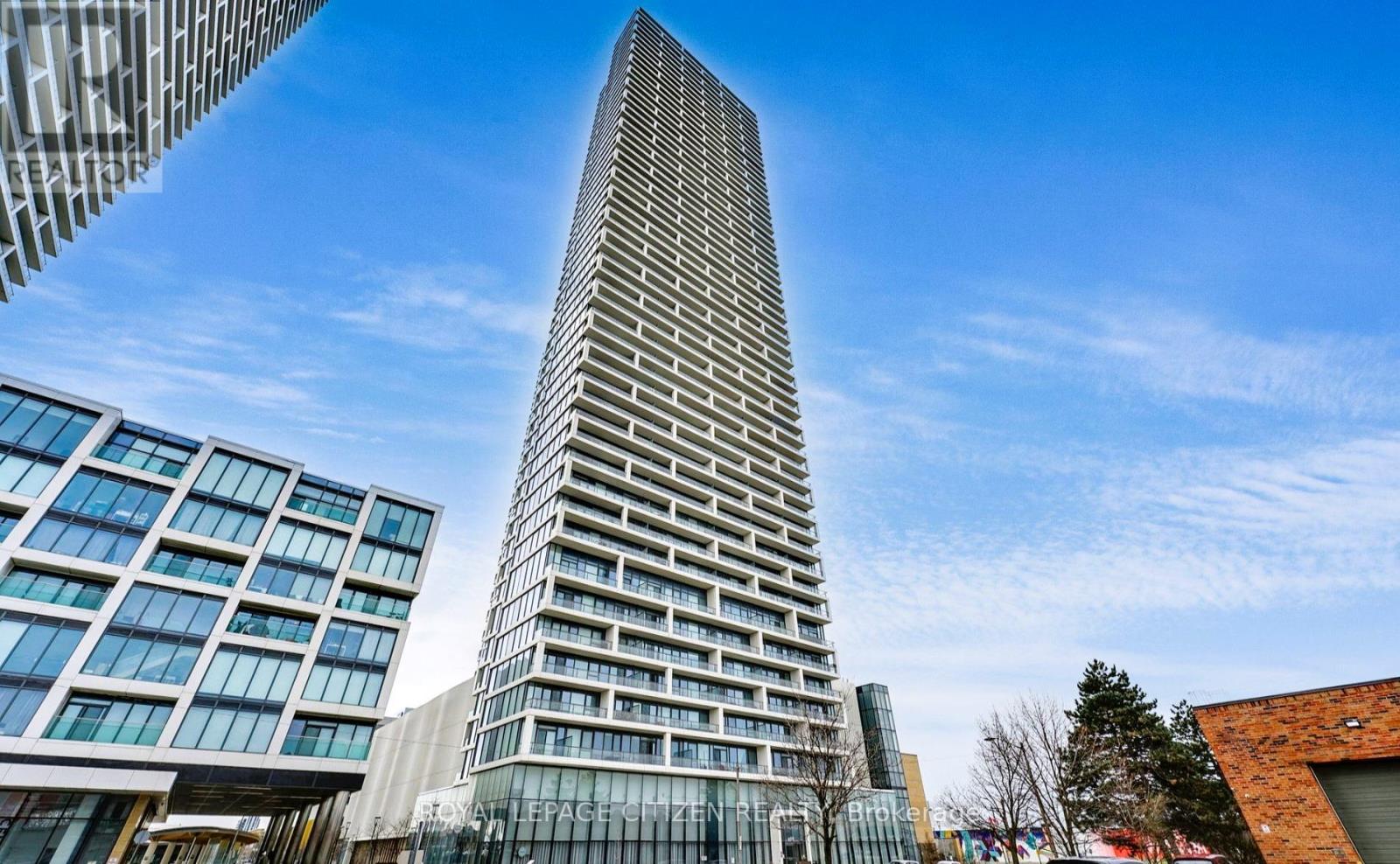 905 - 898 Portage Parkway, Vaughan, Ontario  L4K 0J6 - Photo 2 - N12484194