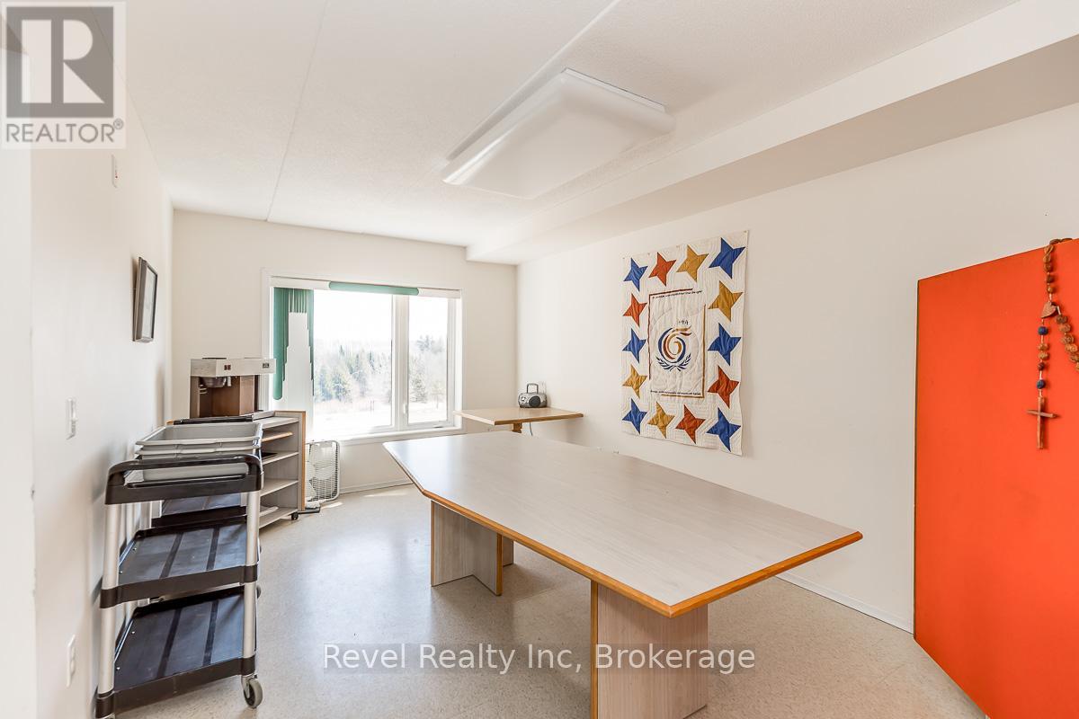 105 - 333 Lafontaine Road W, Tiny, Ontario  L9M 0H1 - Photo 18 - S12484253