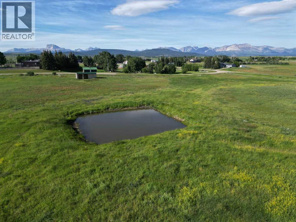 On Nelson Ave Avenue N, Mountain View, Alberta