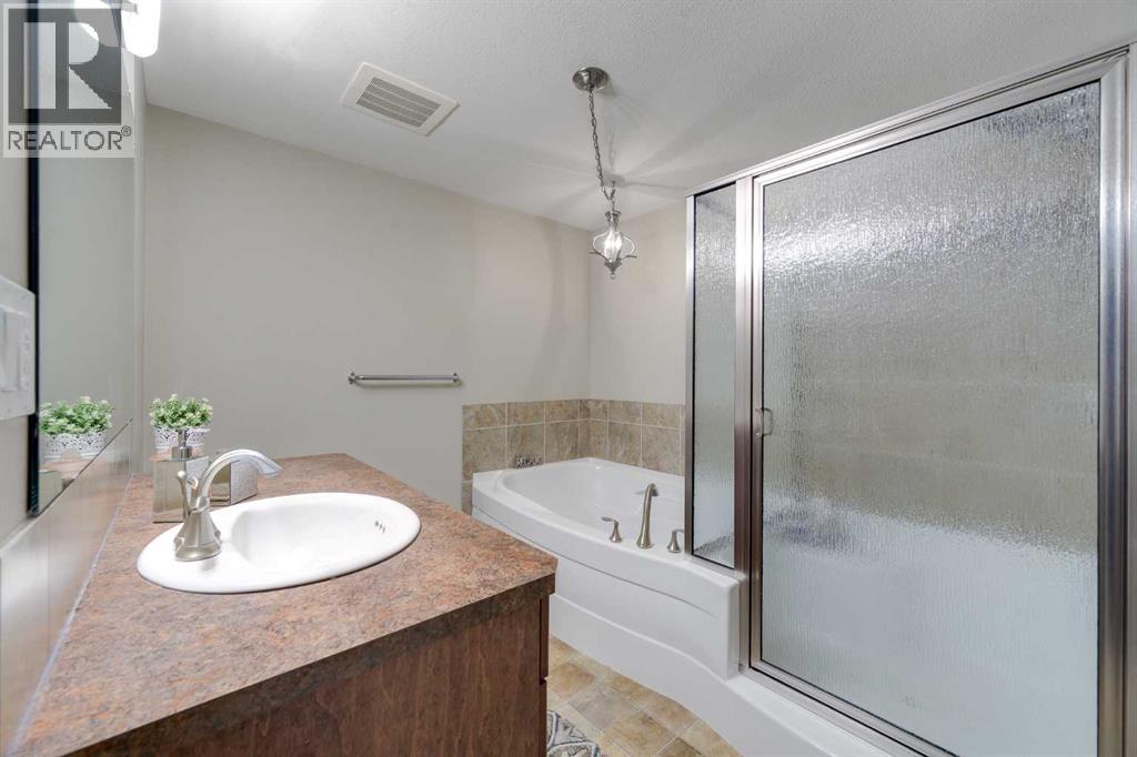 211, 5213 61 Street, Red Deer, Alberta  T4N 6N5 - Photo 17 - A2267072