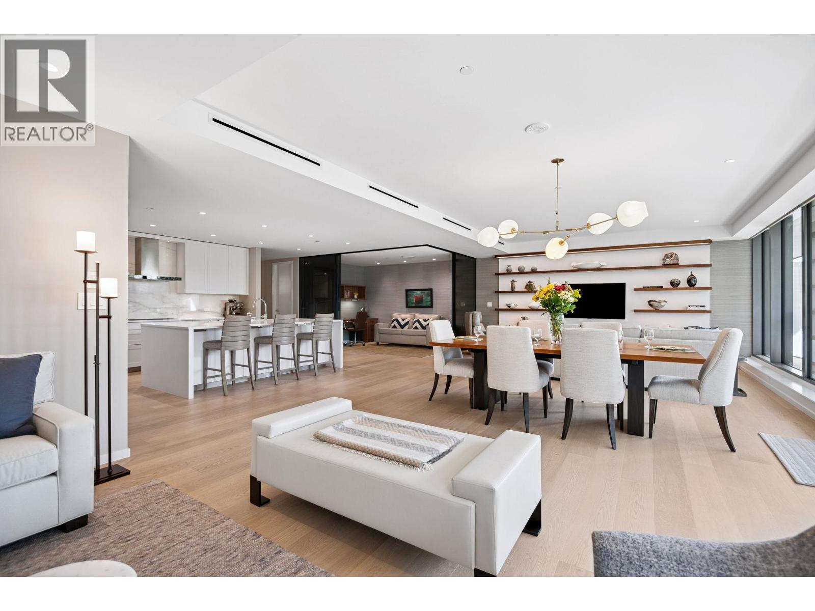 209 1355 Bellevue Avenue, West Vancouver, British Columbia  V7T 0B4 - Photo 11 - R3062050