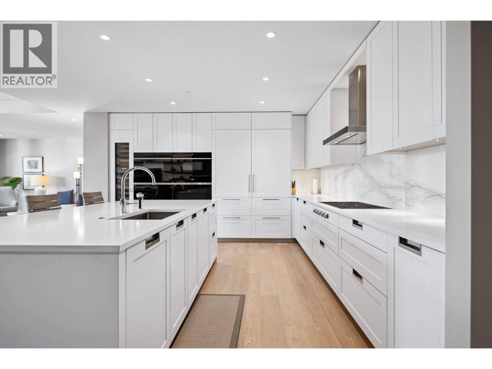 209 1355 Bellevue Avenue, West Vancouver, British Columbia  V7T 0B4 - Photo 19 - R3062050