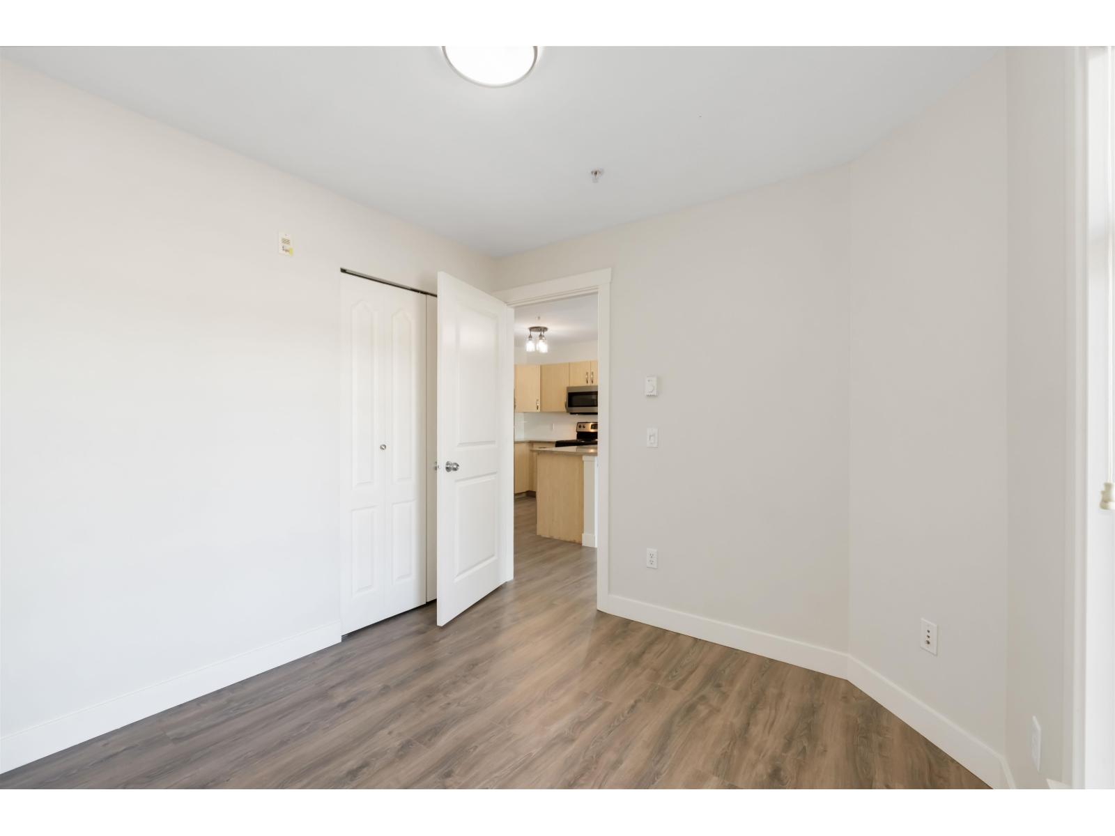 216 13555 Gateway Drive, Surrey, British Columbia  V3T 0B5 - Photo 18 - R3062139