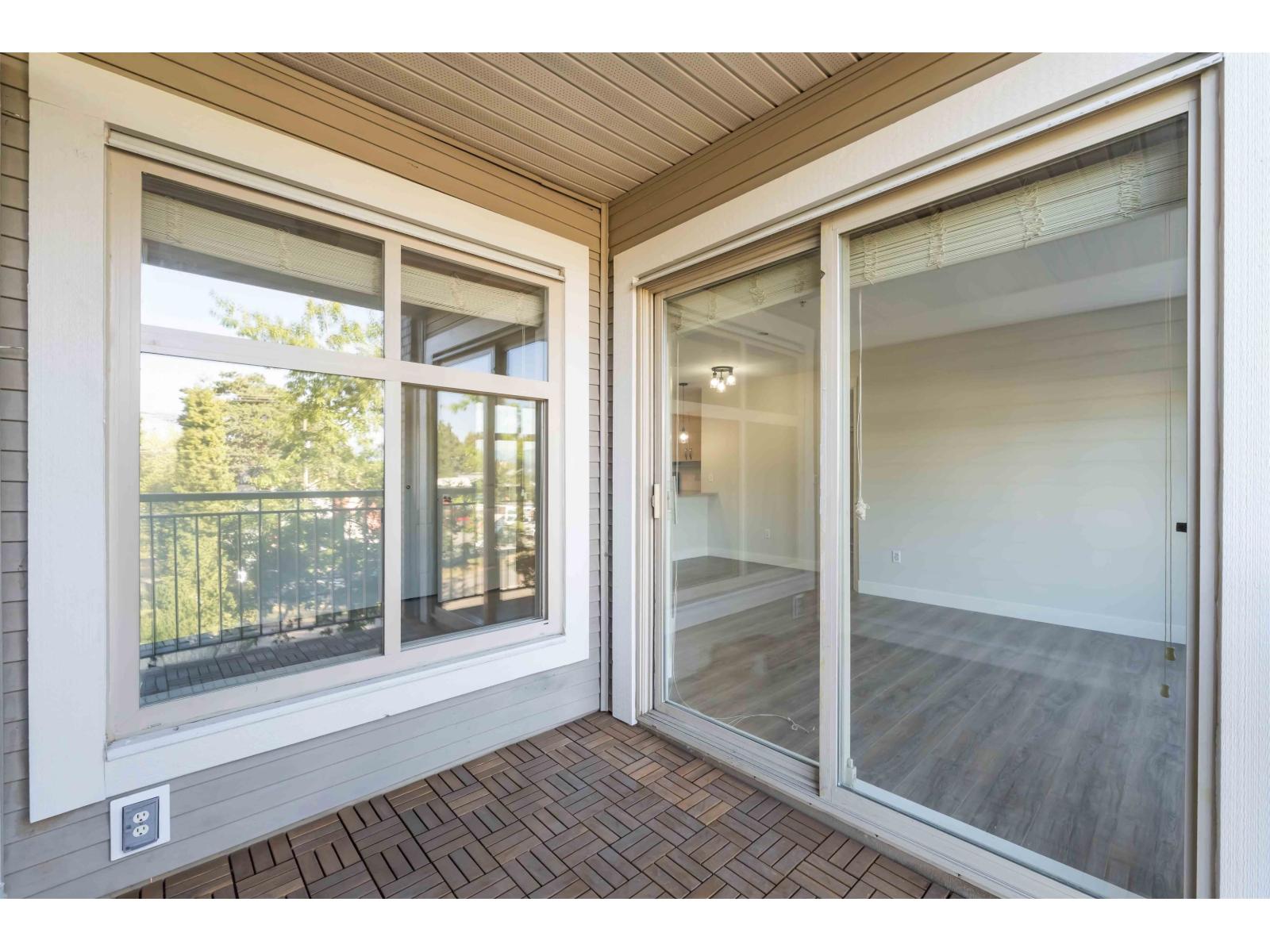 216 13555 Gateway Drive, Surrey, British Columbia  V3T 0B5 - Photo 25 - R3062139