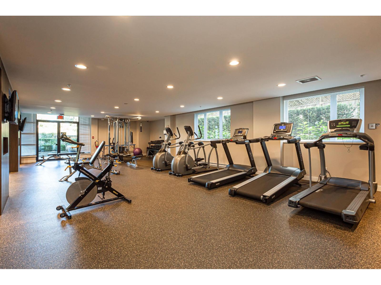 116 13925 Fraser Highway, Surrey, British Columbia  V3T 4E6 - Photo 3 - R3061988