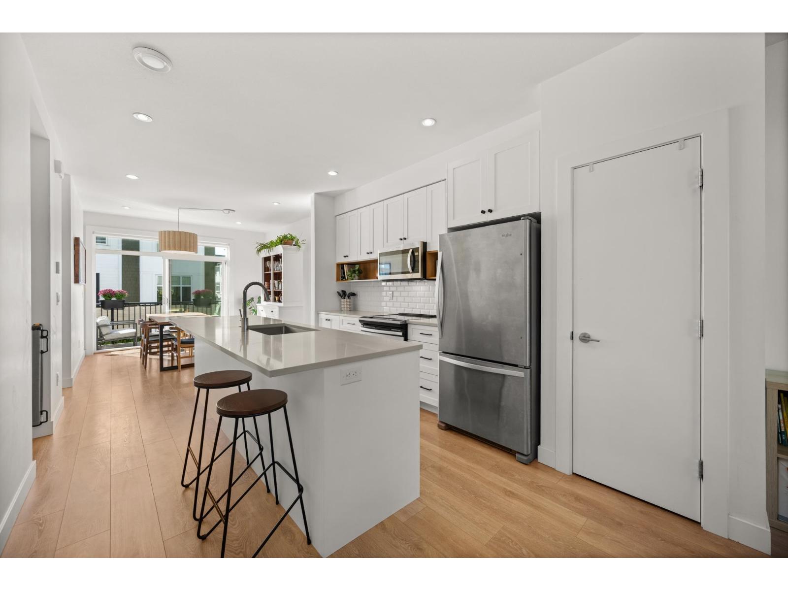 23 27735 Roundhouse Drive, Abbotsford, British Columbia  V4X 0A2 - Photo 10 - R3062001