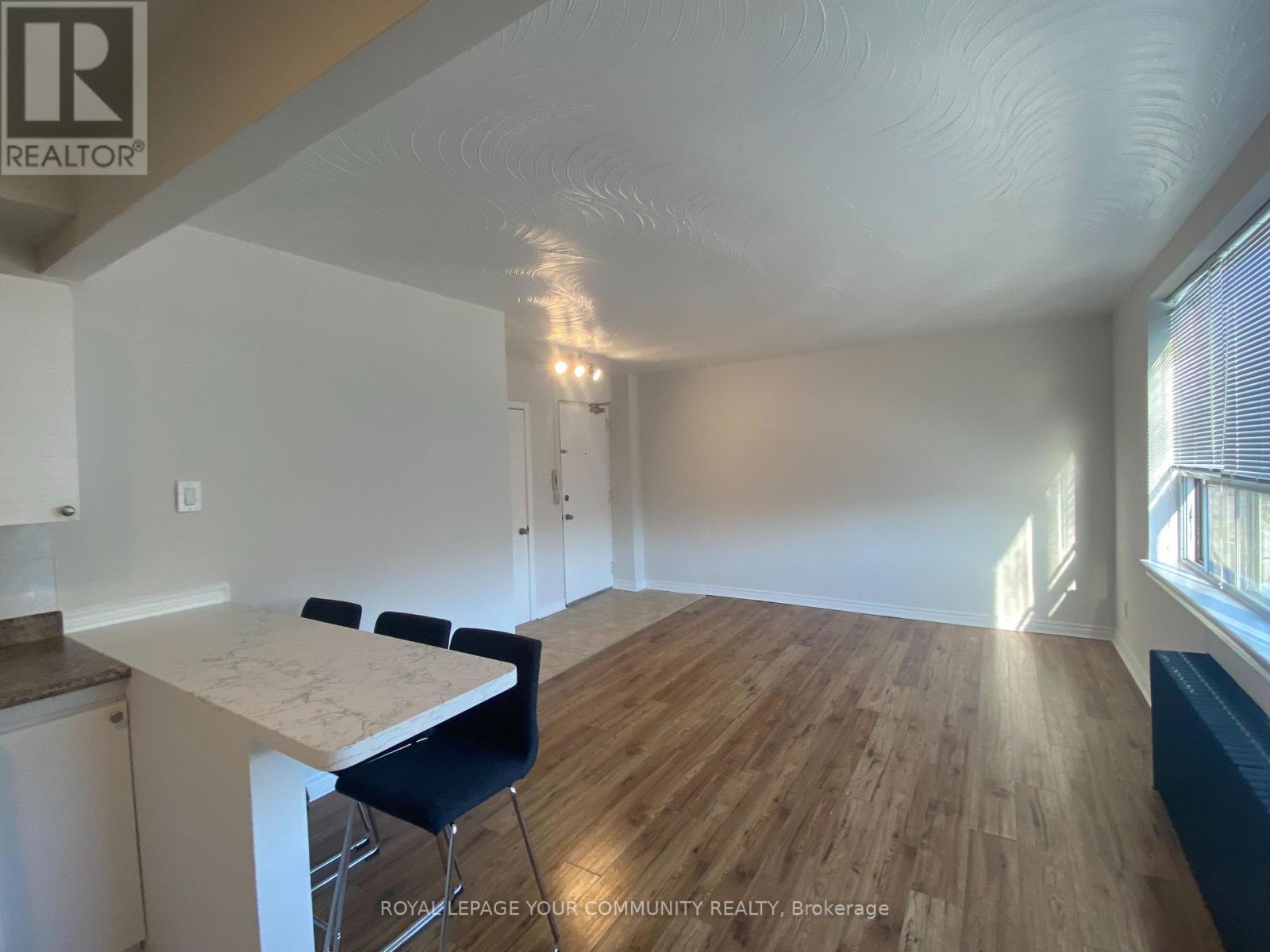 4 - 199 Ninth Street, Toronto, Ontario  M8V 3E6 - Photo 2 - W12484152