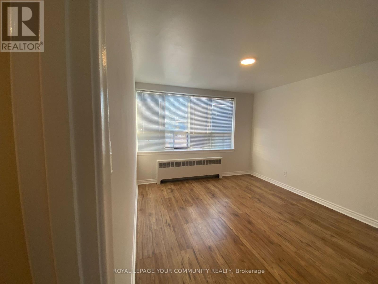 4 - 199 Ninth Street, Toronto, Ontario  M8V 3E6 - Photo 5 - W12484152