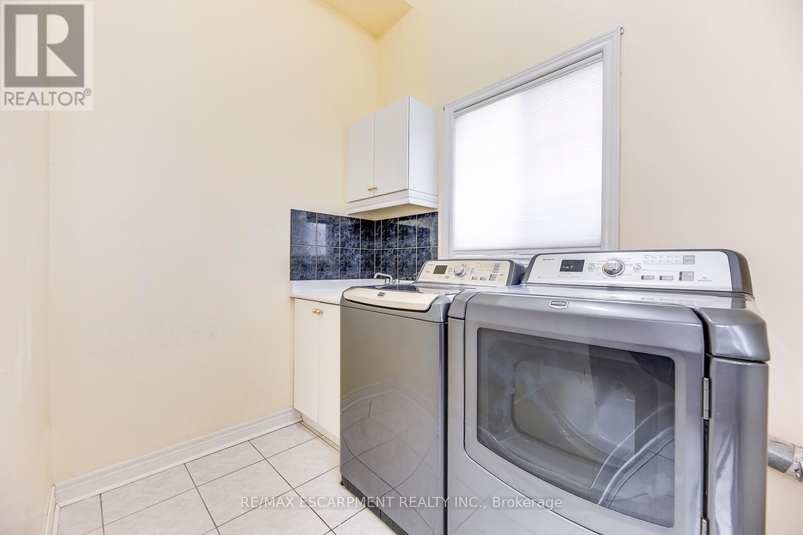 2417 West Ham Road, Oakville, Ontario  L6M 3X6 - Photo 22 - W12484186
