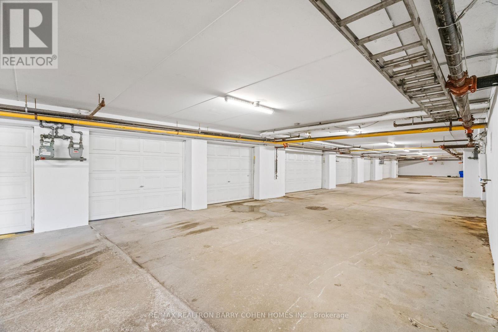 544c Scarlett Road, Toronto, Ontario  M9P 2S2 - Photo 24 - W12484196