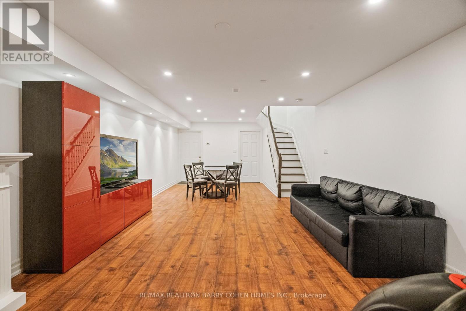 544c Scarlett Road, Toronto, Ontario  M9P 2S2 - Photo 37 - W12484196