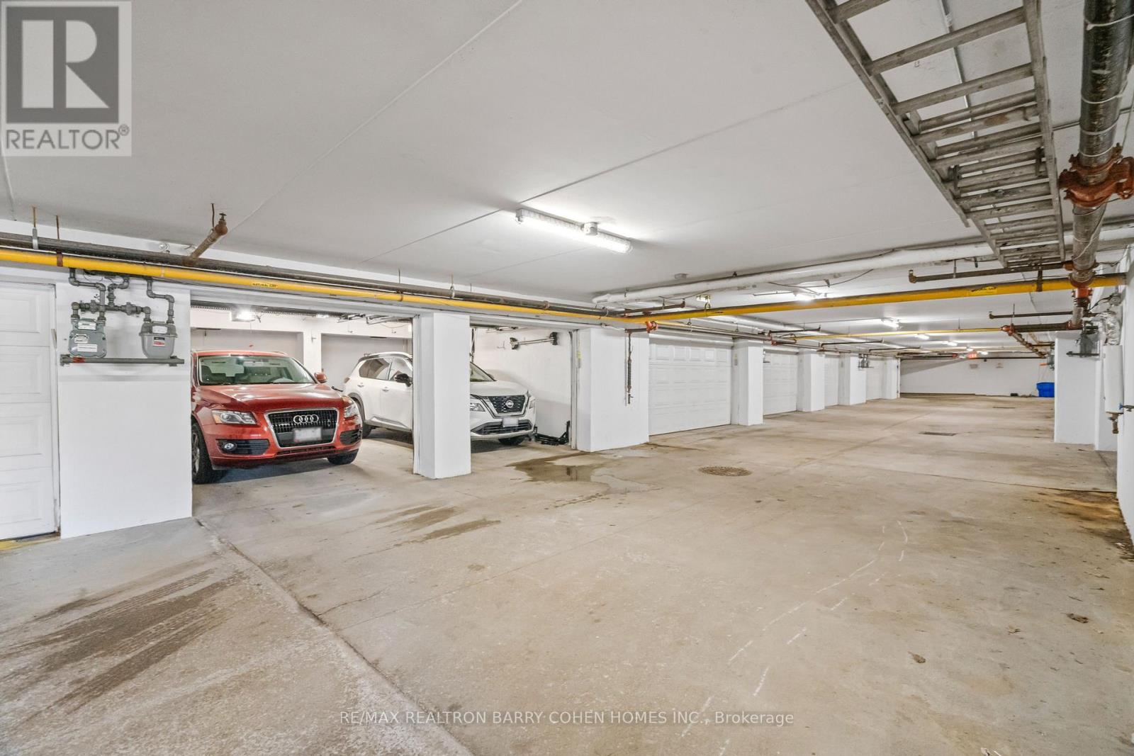 544c Scarlett Road, Toronto, Ontario  M9P 2S2 - Photo 39 - W12484196