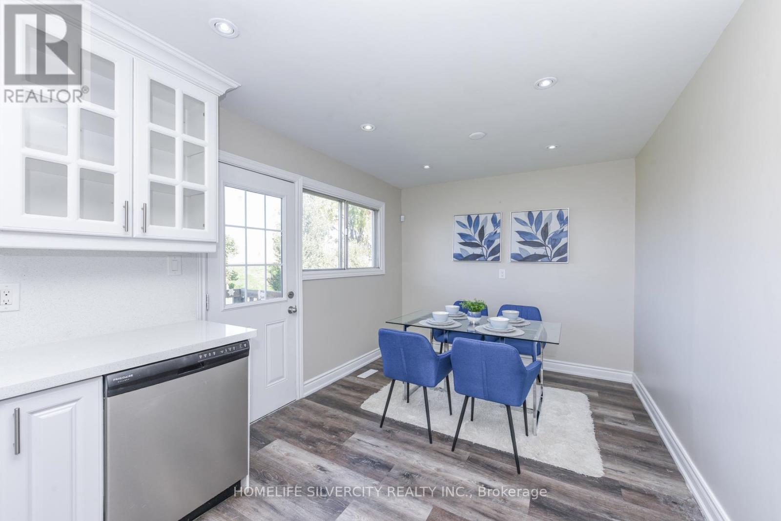 3701 Keenan Crescent, Mississauga, Ontario  L4T 3M1 - Photo 13 - W12484230