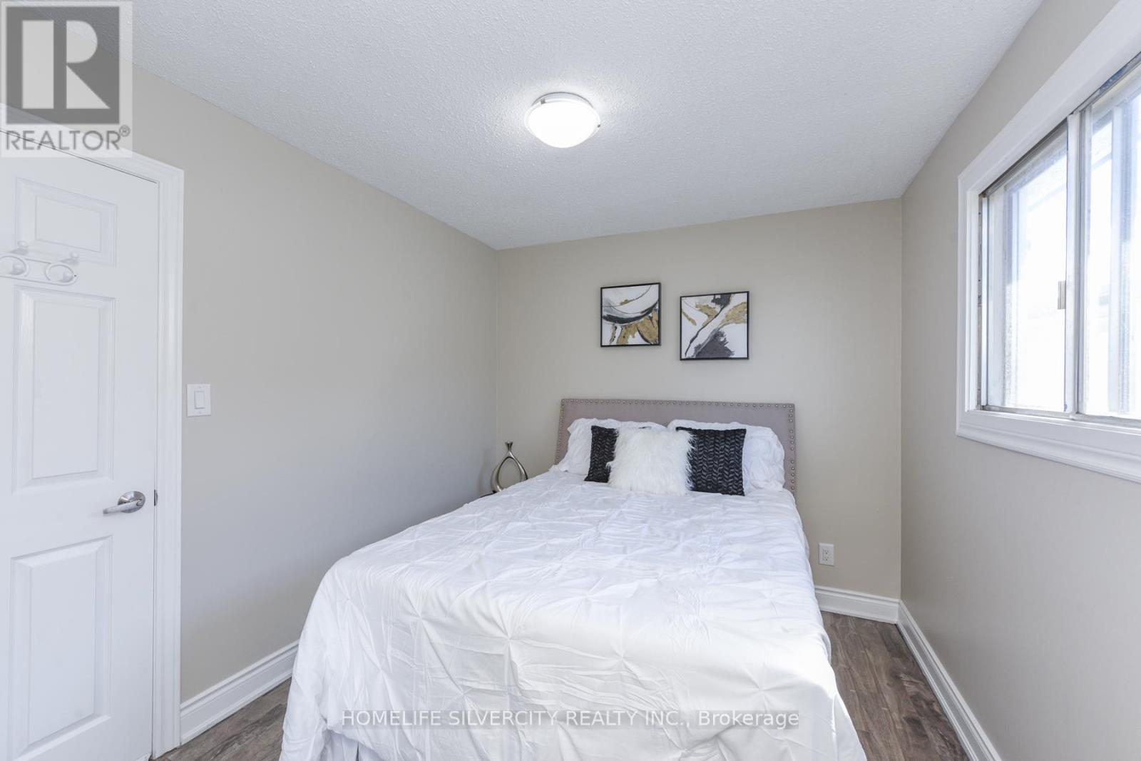 3701 Keenan Crescent, Mississauga, Ontario  L4T 3M1 - Photo 25 - W12484230