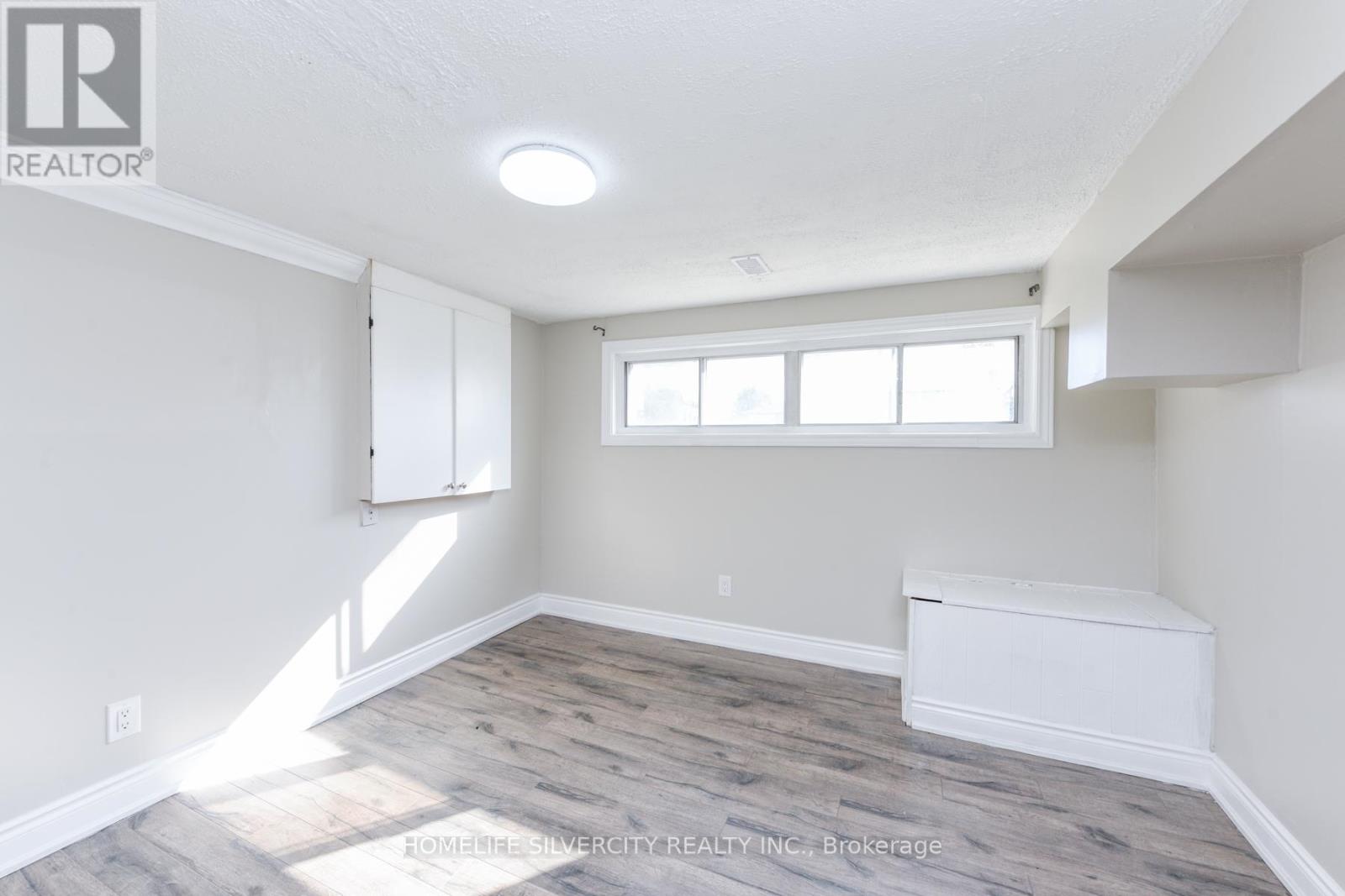 3701 Keenan Crescent, Mississauga, Ontario  L4T 3M1 - Photo 34 - W12484230