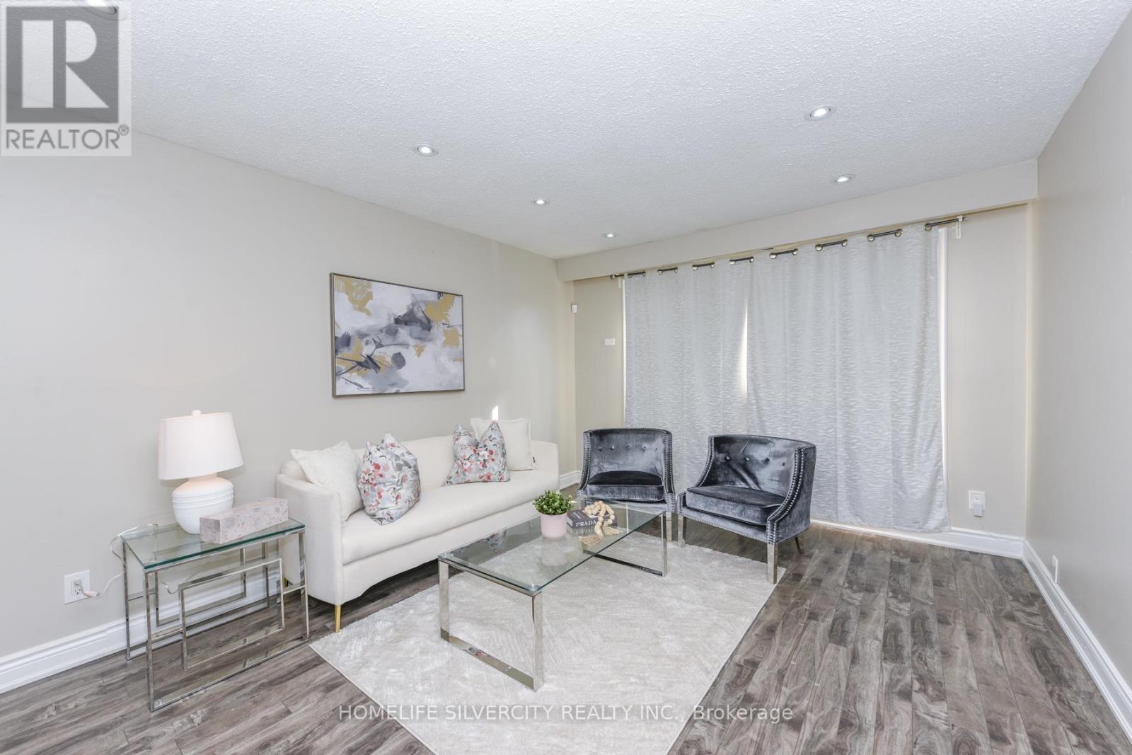 3701 Keenan Crescent, Mississauga, Ontario  L4T 3M1 - Photo 6 - W12484230
