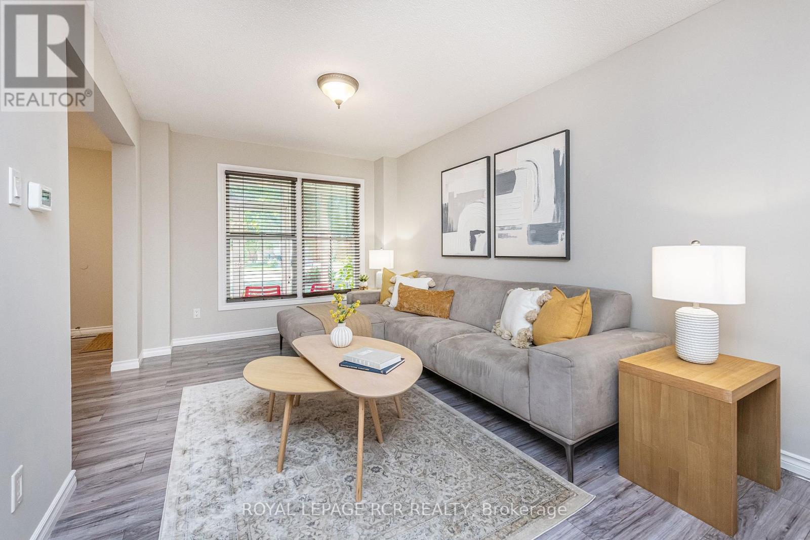 19 Shenstone Avenue, Brampton, Ontario  L6Z 2Y9 - Photo 6 - W12474113