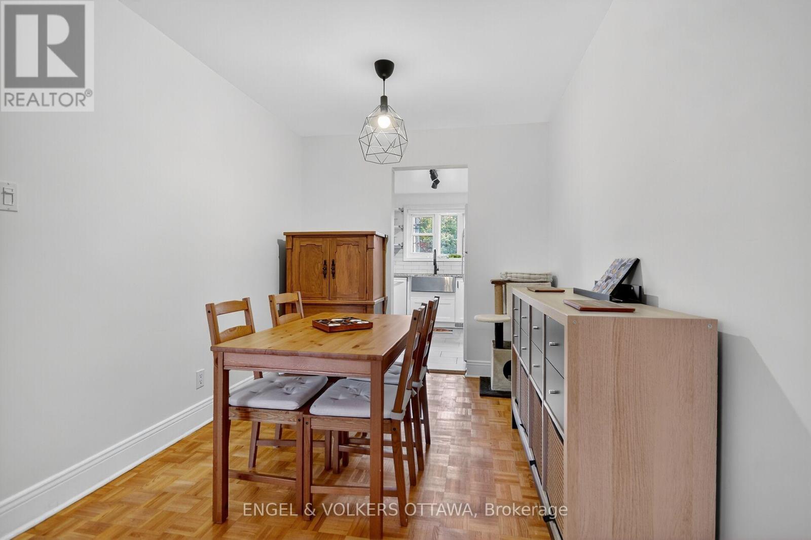 910 Dynes Road, Ottawa, Ontario  K2C 0G8 - Photo 14 - X12484266