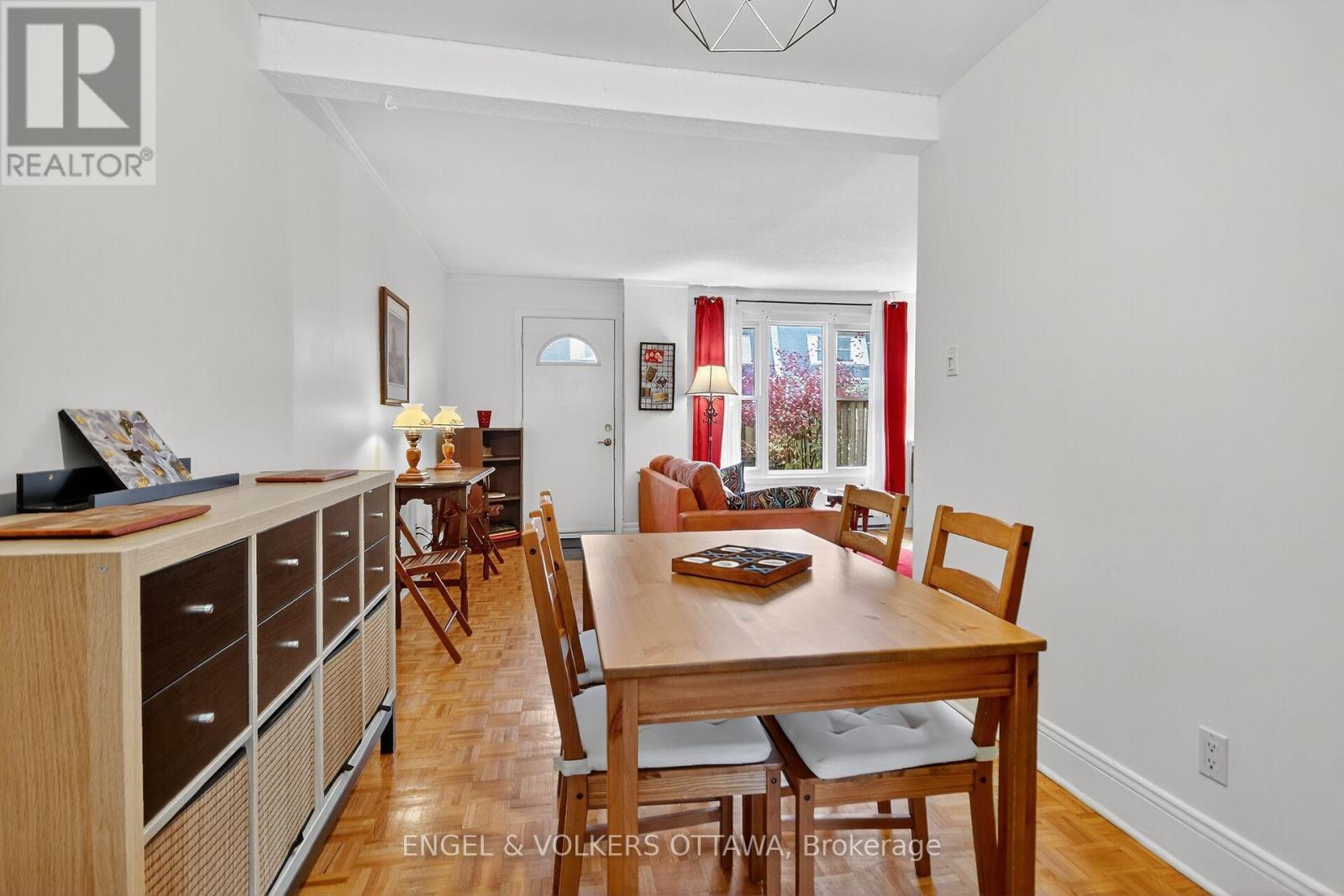 910 Dynes Road, Ottawa, Ontario  K2C 0G8 - Photo 15 - X12484266