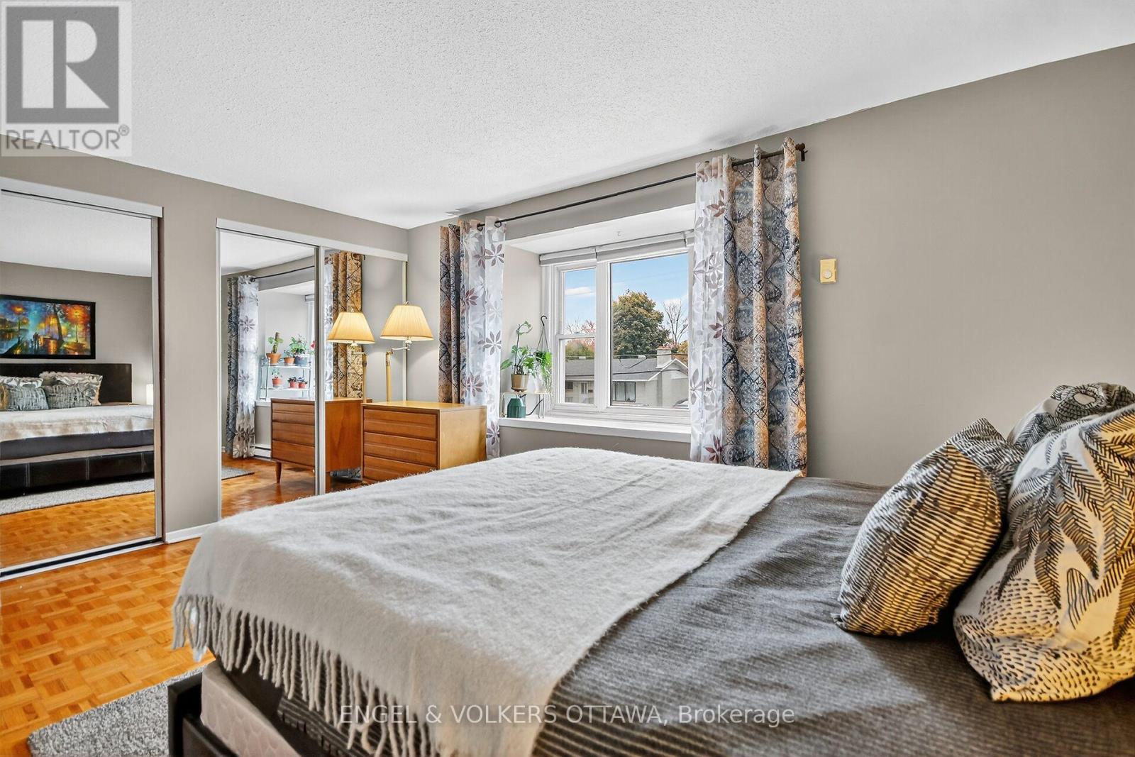 910 Dynes Road, Ottawa, Ontario  K2C 0G8 - Photo 21 - X12484266