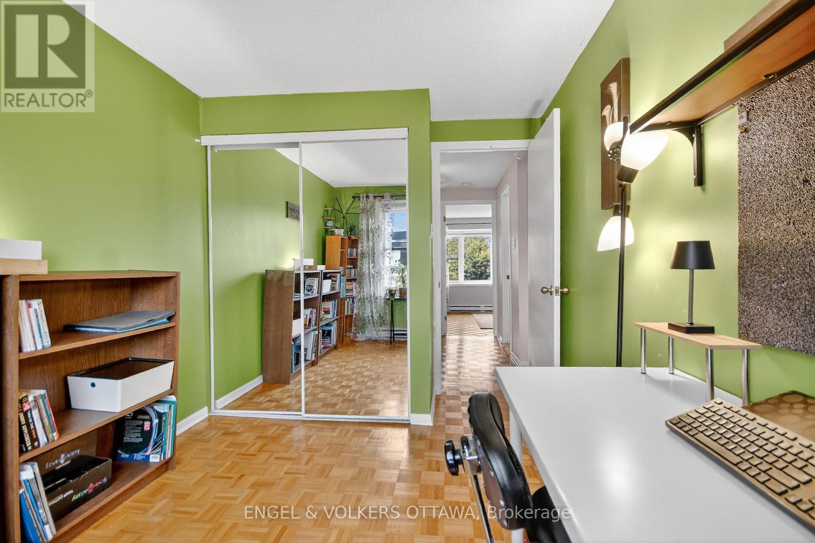910 Dynes Road, Ottawa, Ontario  K2C 0G8 - Photo 28 - X12484266