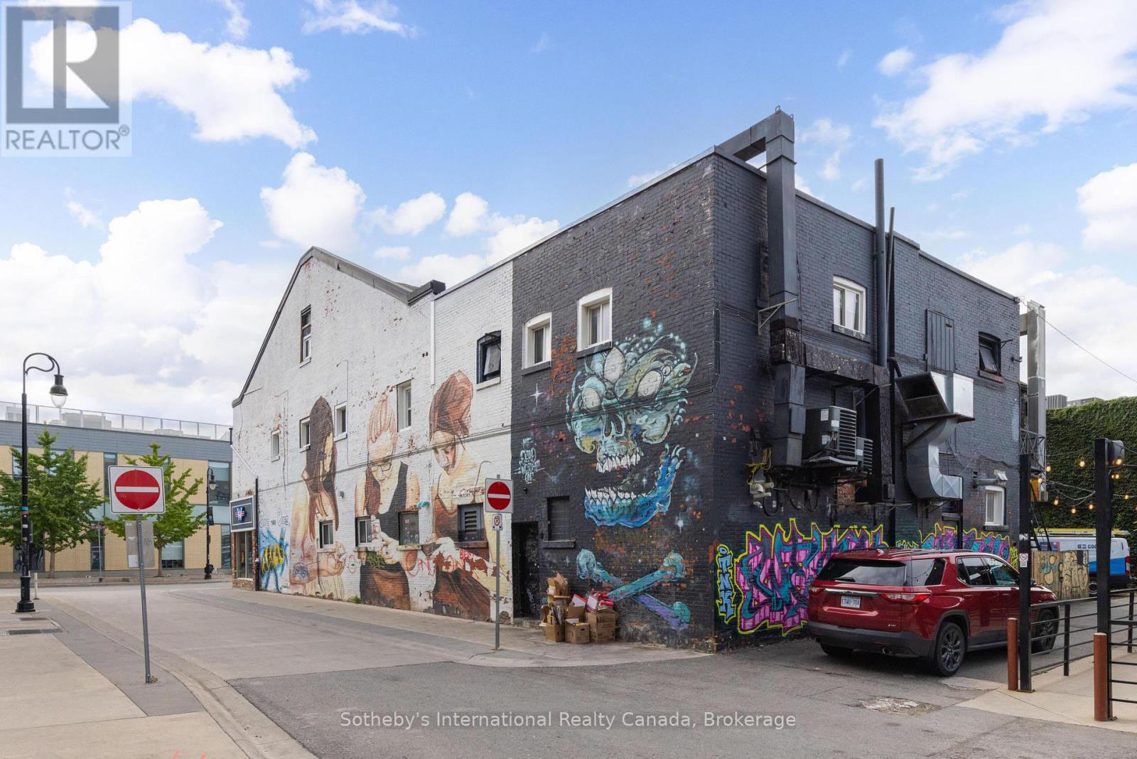 233-239 St. Paul Street, St. Catharines, Ontario  L2S 2E3 - Photo 4 - X12484265