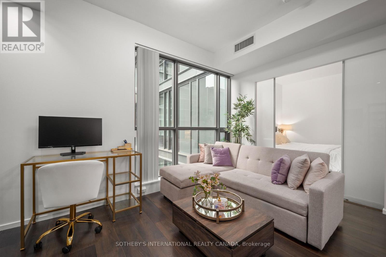 415 - 8 Charlotte Street, Toronto, Ontario  M5V 0K4 - Photo 13 - C12477569