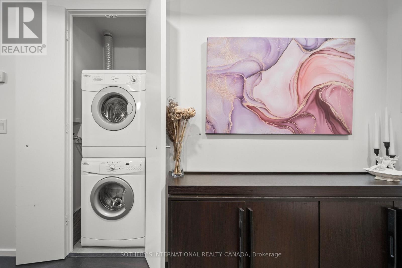 415 - 8 Charlotte Street, Toronto, Ontario  M5V 0K4 - Photo 18 - C12477569