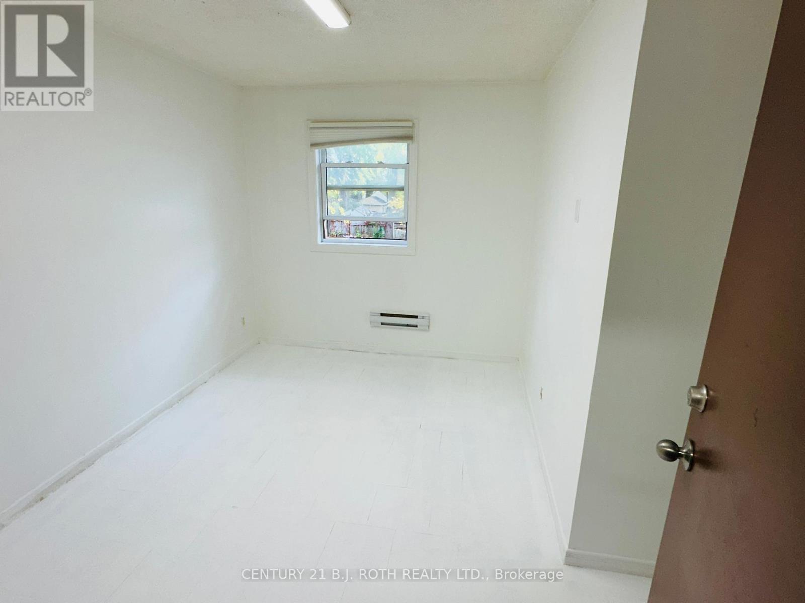 24 North Street N, Barrie, Ontario  L4M 2R9 - Photo 47 - S12251612