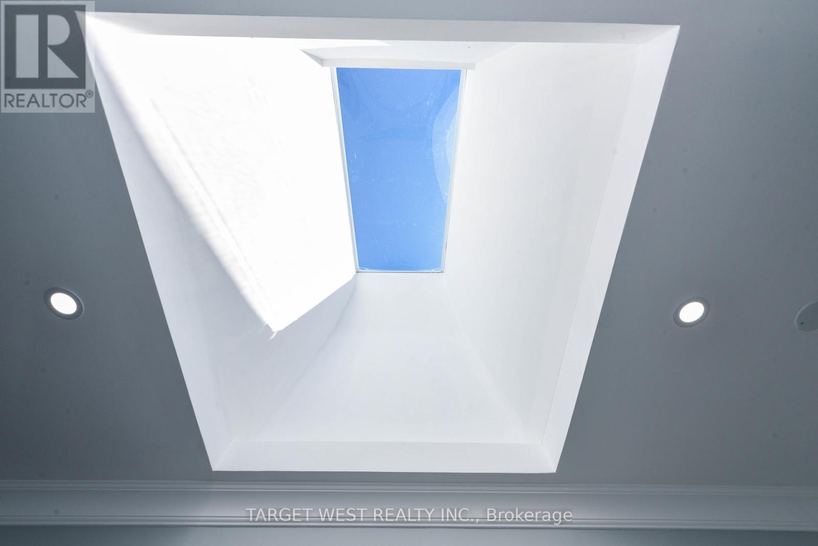 1263 Crestdale Road, Mississauga (Lorne Park), Ontario  L5H 1X8 - Photo 27 - W12457225