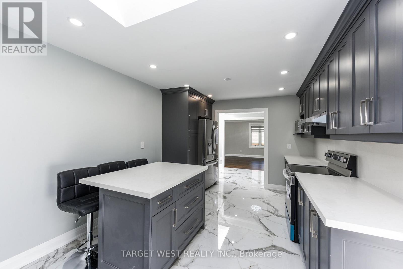 1263 Crestdale Road, Mississauga (Lorne Park), Ontario  L5H 1X8 - Photo 31 - W12457225