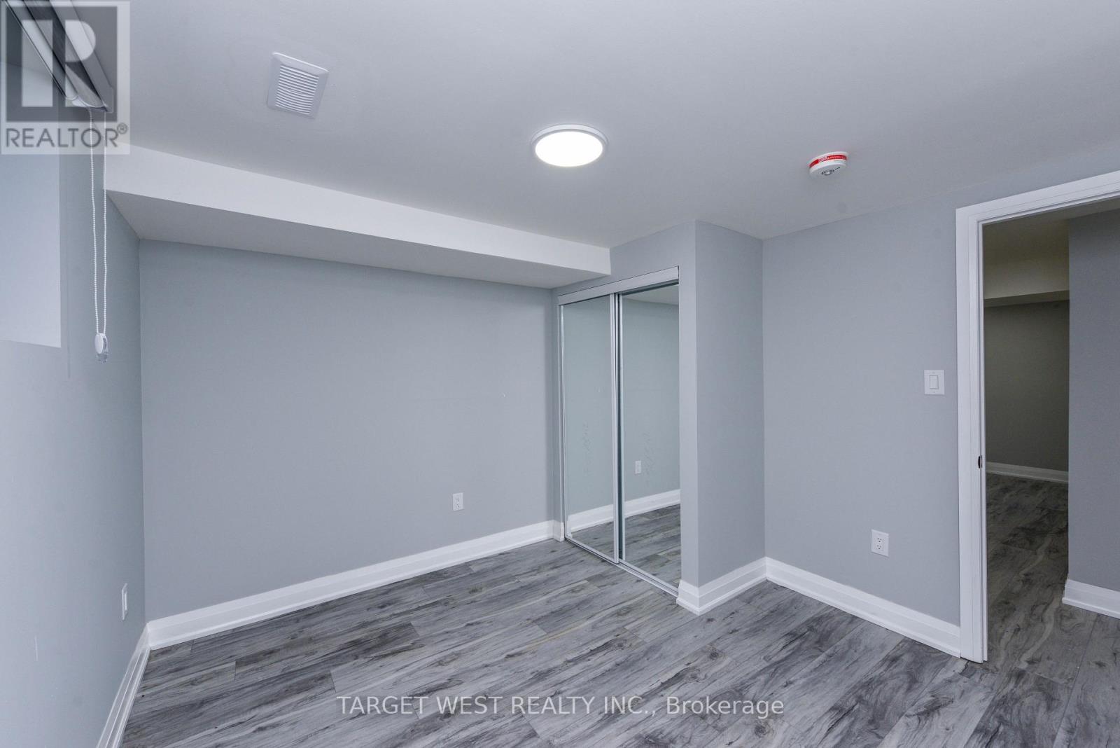 1263 Crestdale Road, Mississauga (Lorne Park), Ontario  L5H 1X8 - Photo 9 - W12457225