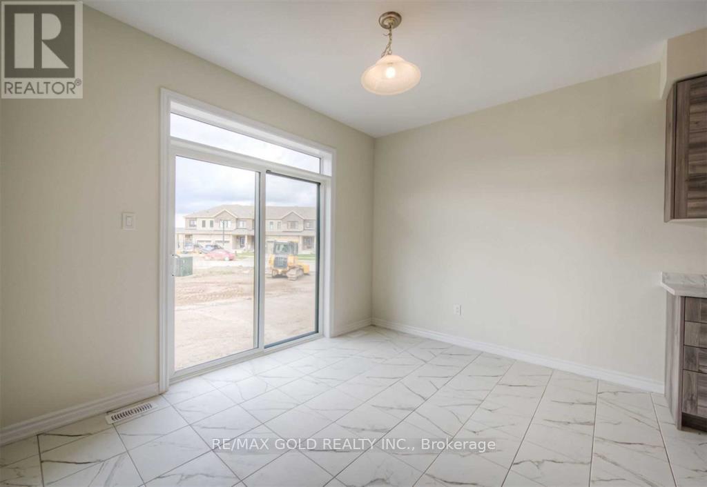 4 Cahill Drive, Brantford, Ontario  N3T 0R1 - Photo 13 - X12484185