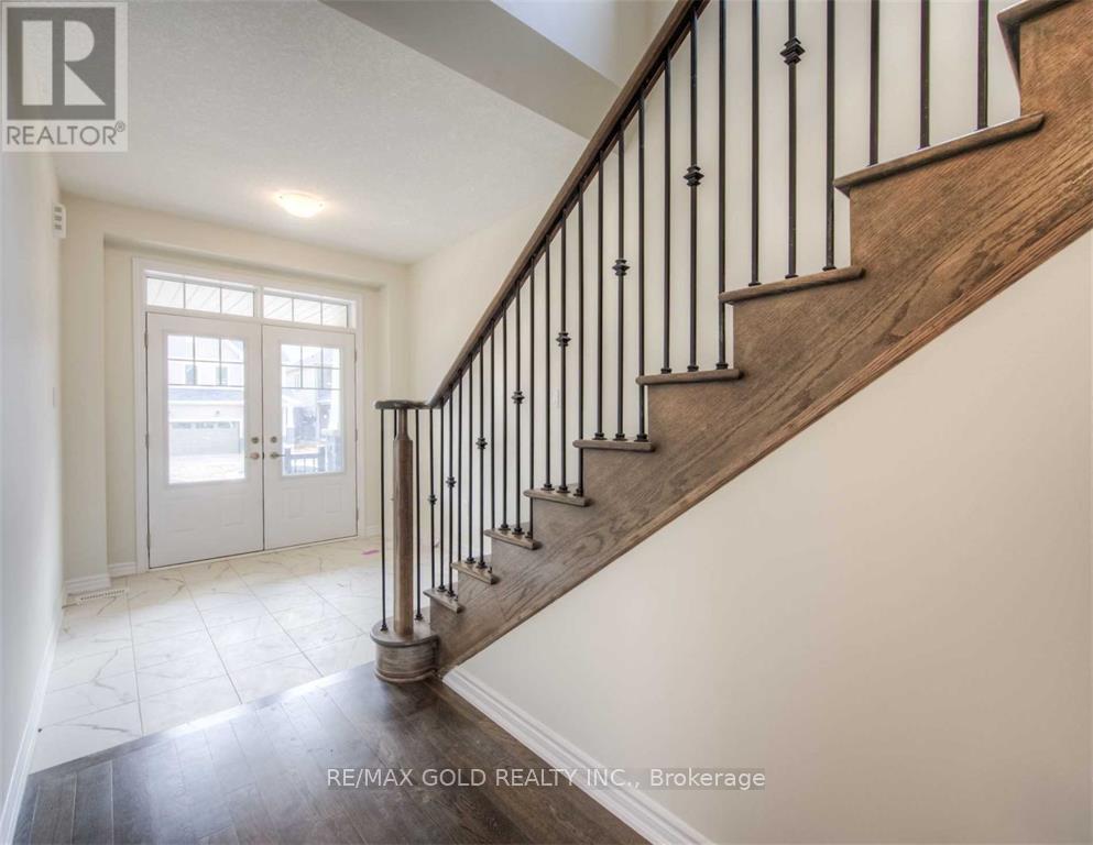 4 Cahill Drive, Brantford, Ontario  N3T 0R1 - Photo 5 - X12484185