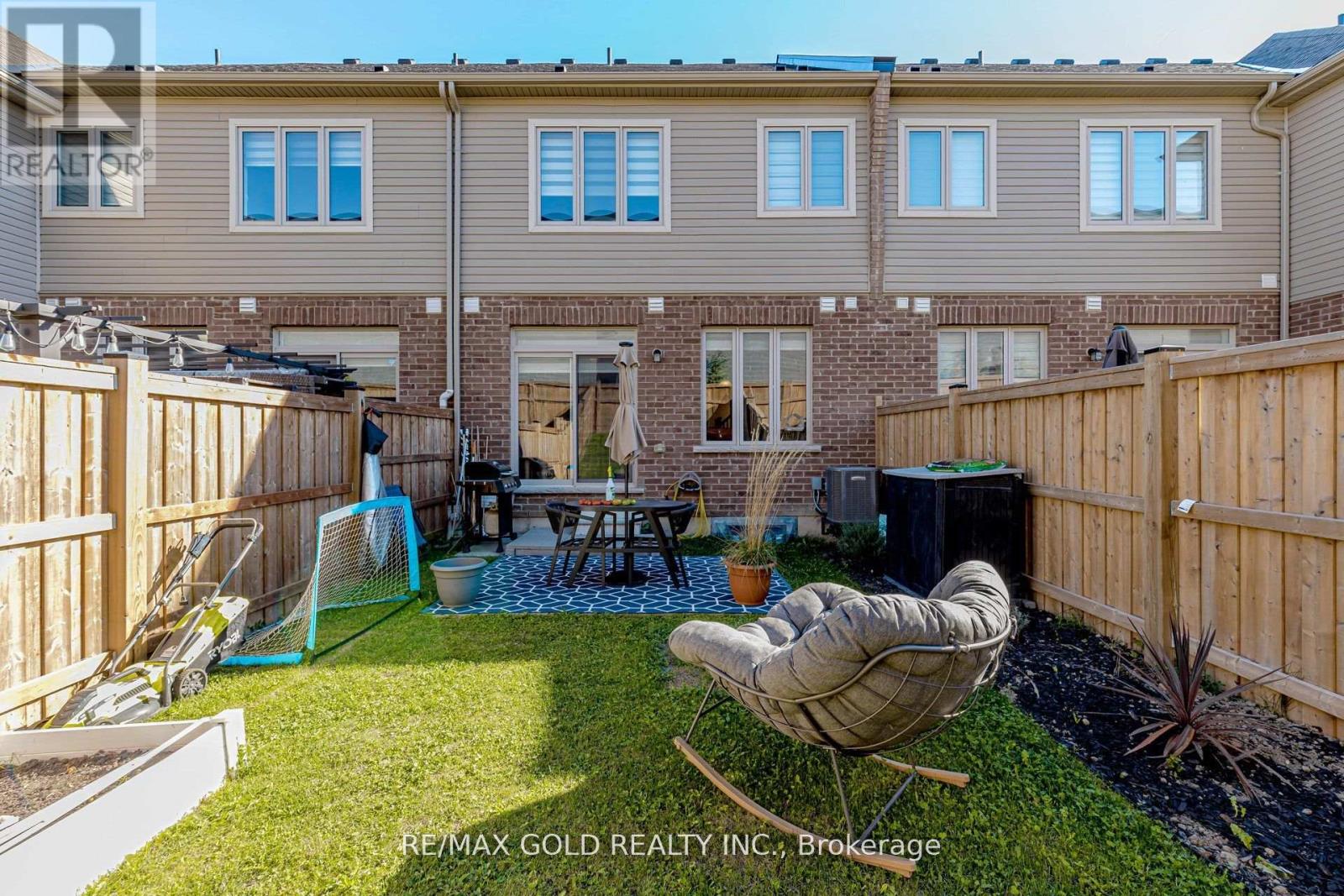 46 Reistwood Drive, Kitchener, Ontario  N2R 0N8 - Photo 37 - X12484242