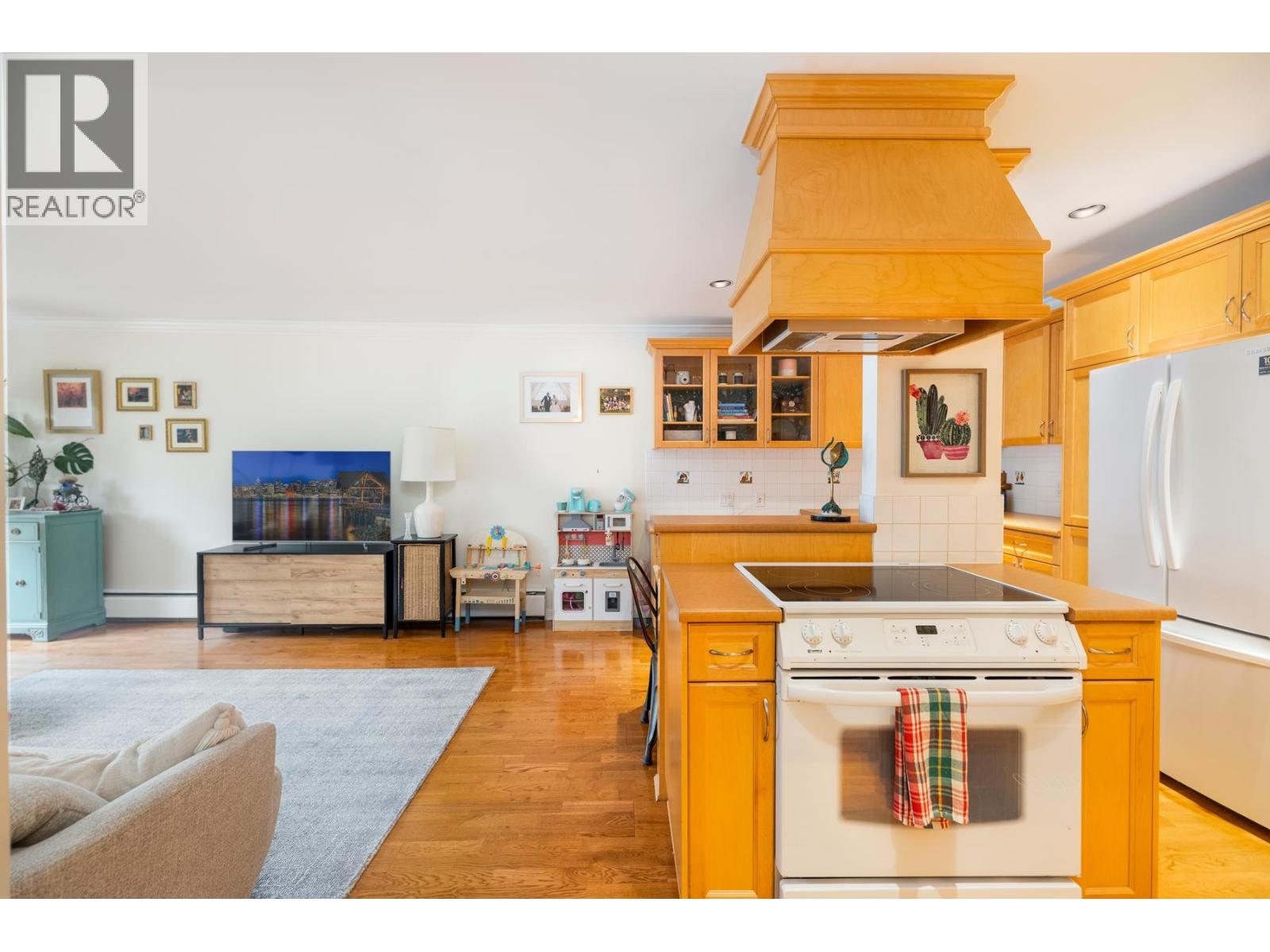 301 1235 W 15th Avenue, Vancouver, British Columbia  V6H 1S1 - Photo 6 - R3062079