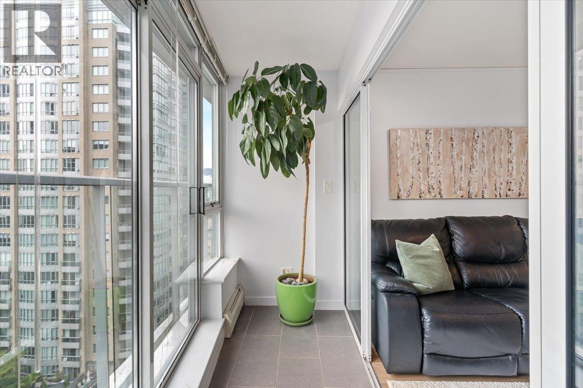 1805 58 Keefer Place, Vancouver, British Columbia  V6B 0B8 - Photo 10 - R3062104