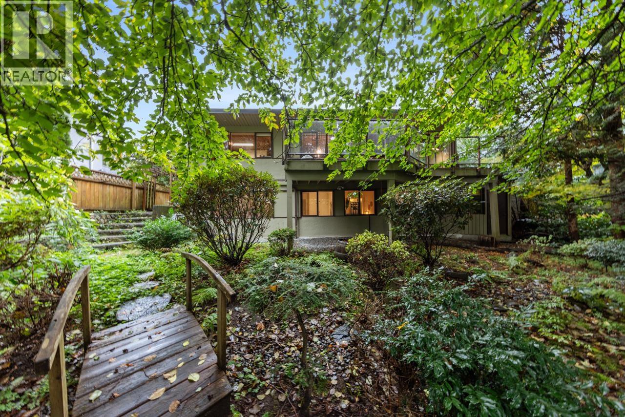 977 Belvedere Drive, North Vancouver, British Columbia  V7R 2C2 - Photo 19 - R3062090