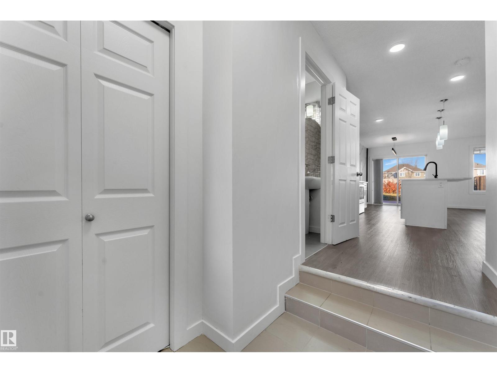 5405 Crabapple Lo Sw Sw, Edmonton, Alberta  T6X 1S5 - Photo 4 - E4463657