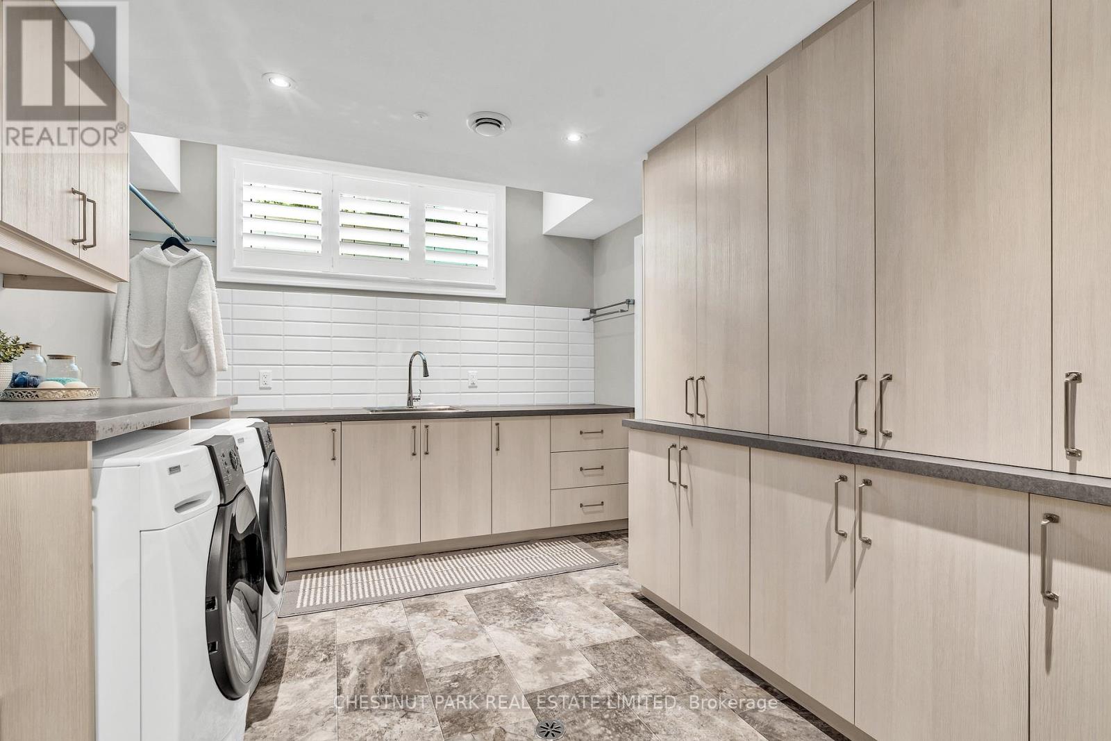 46 Anita Drive, Wellesley, Ontario  N0B 2M0 - Photo 43 - X12303793