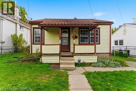 55 Drummond Street, Brantford, Ontario  N3S 5Z3 - Photo 2 - 40781538