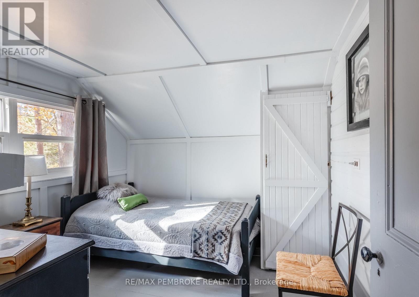 127 Alexandra Street, Petawawa, Ontario  K8H 2R2 - Photo 27 - X12484285